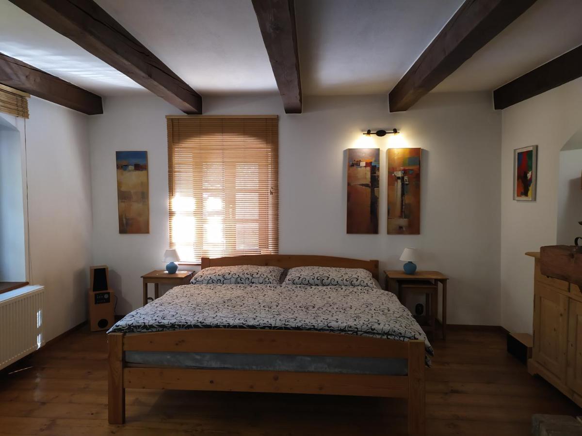 Forest Rustic Apartment Brdy Vesin Eksteriør billede